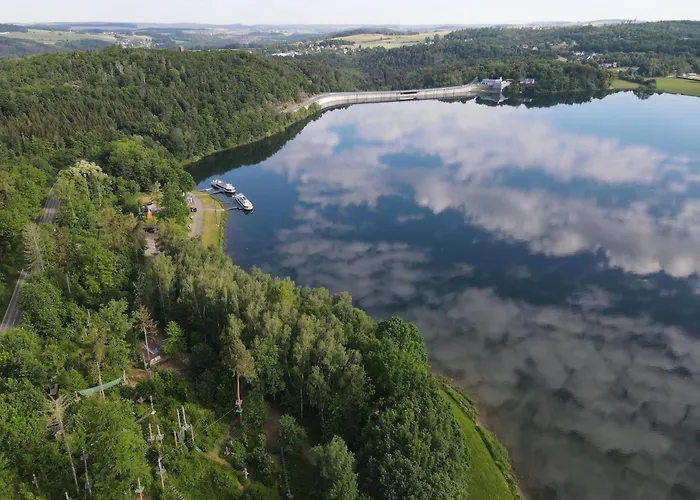Monteurwohnung Bei Im Vogtland - Ideal Fuer Teams, Free Parking Apartmán